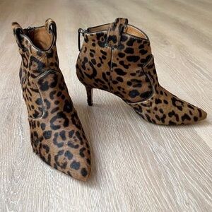 Veronica Beard Lexi Leopard Calf Hair Pointed Toe Ankle Boot 38.5